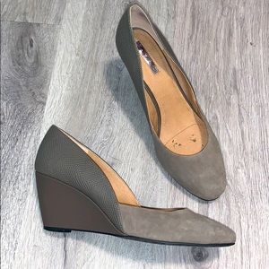 Tahari Palace Suede & Leather Wedge Pump Shoe